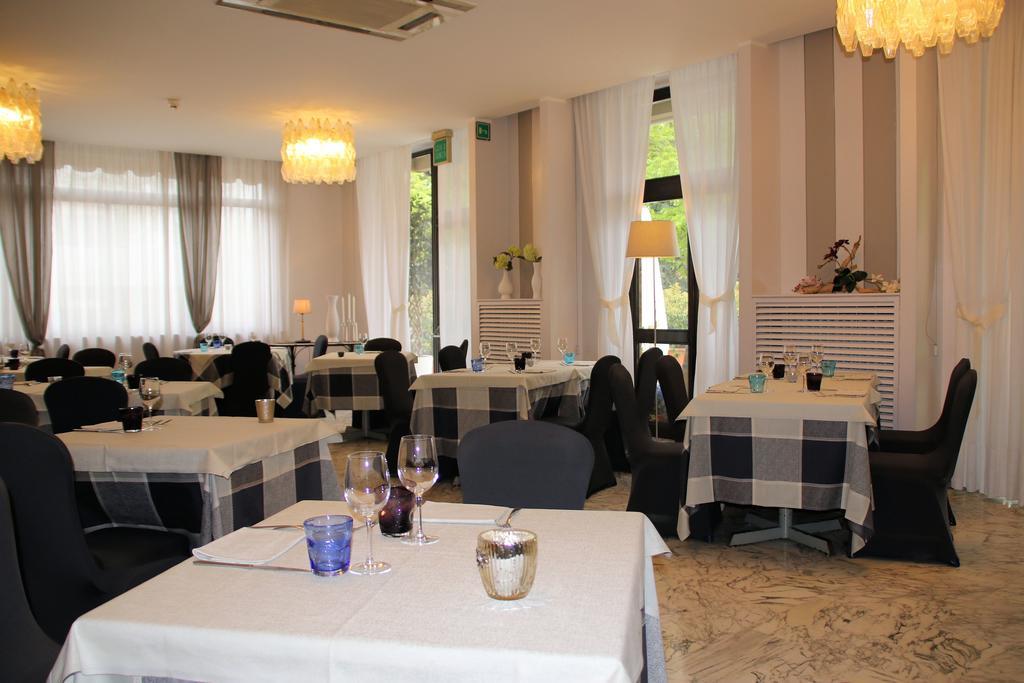 Hotel Salera Асті Екстер'єр фото